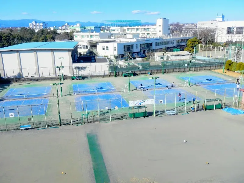 泉町庭球場 - メイン
