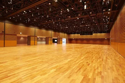 EVENT SPACE EBiS303