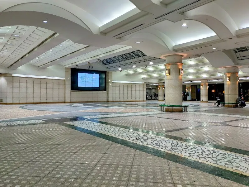 広島駅南口地下広場 - メイン