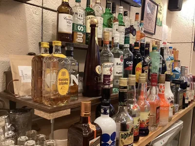 Dining Bar BIG UP