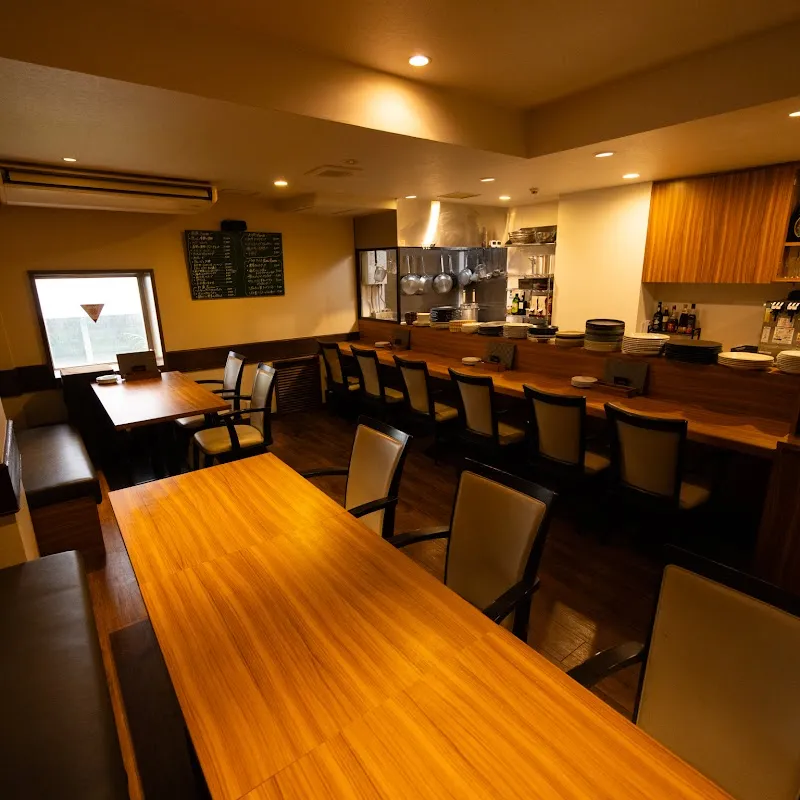 洋食ビストロ一方美人 北新地店(Ippou Bijin, Bistro – Kitashinchi) - メイン