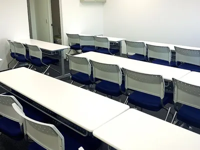 柏 貸会議室Office+（アイレガリア4階）
