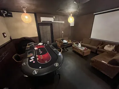 池袋 FamilyPot ポーカールーム カラオケ レンタルスペース (ホームページから最安予約)