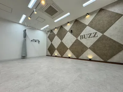 BUZZ福岡博多駅前