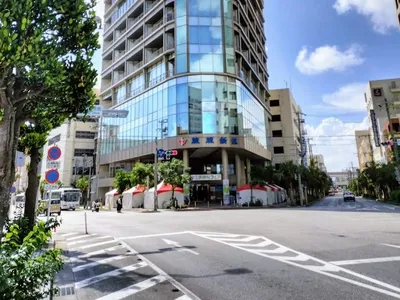 琉球新報ホール