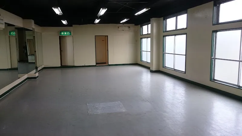BRONX RENTAL STUDIO - メイン