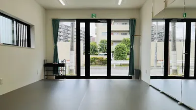 レンタル room & roof MOI