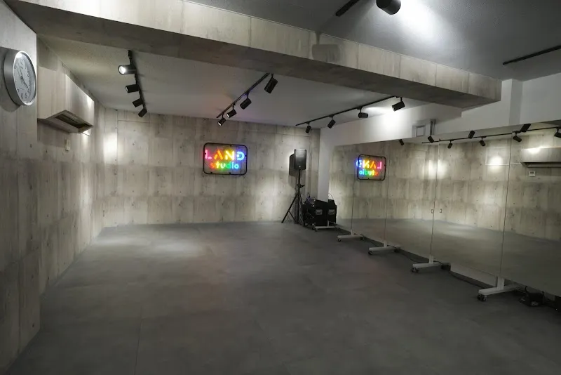 LANDstudio 新宿店 - メイン