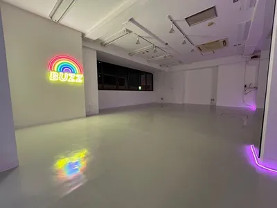 BUZZ秋葉原駅前