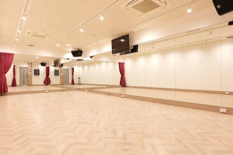 ダンススペース ベースオントップ吉祥寺店 - メイン